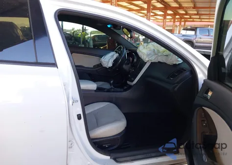 2013 Kia Optima Sx z USA, uszkodzony, nr VIN 5XXGR4A68DG154121